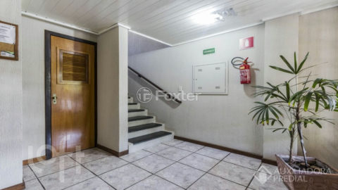 Image 34 - 982860