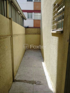 Image 6 - 982880