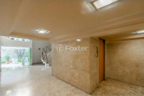 Image 36 - 982884