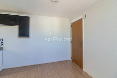 Image 3 - 982895