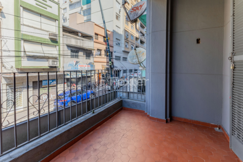 Image 3 - 982896