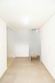 Image 38 - 982947