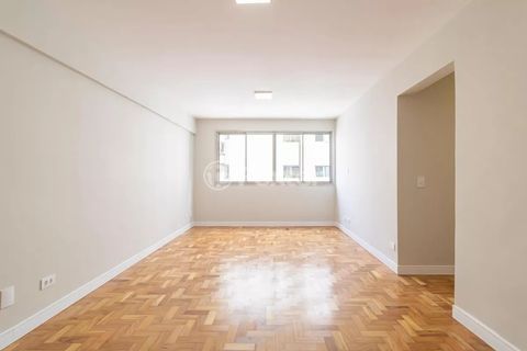 Image 3 - 982956
