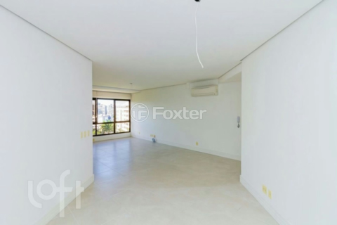 Image 3 - 983113