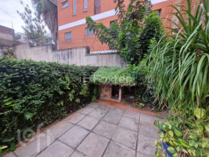 Image 4 - 983241
