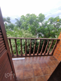 Image 17 - 983241