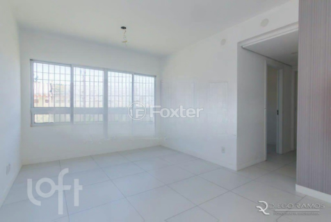 Image 35 - 983247