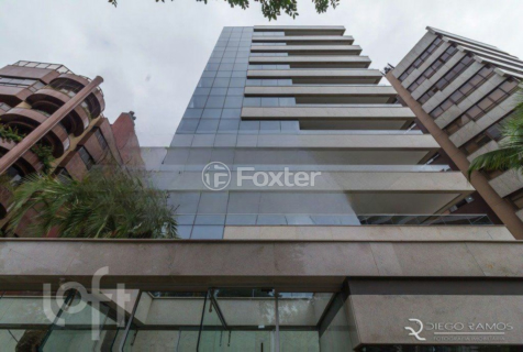 Image 40 - 983424