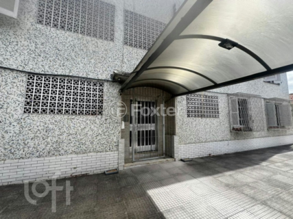 Image 21 - 983440