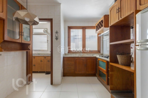 Image 36 - 983471