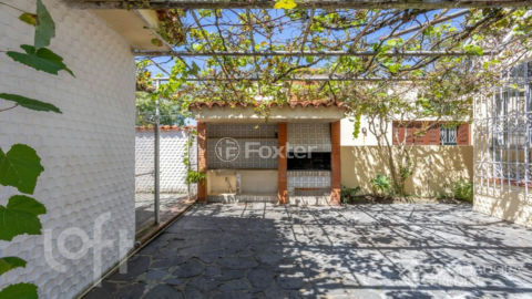 Image 3 - 983482