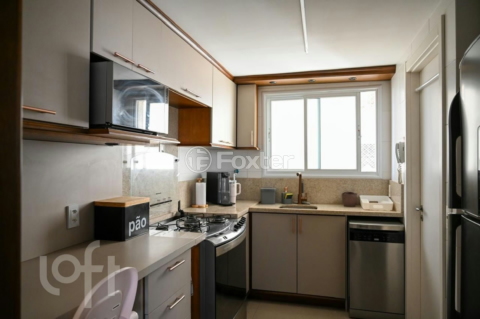 Image 4 - 983490