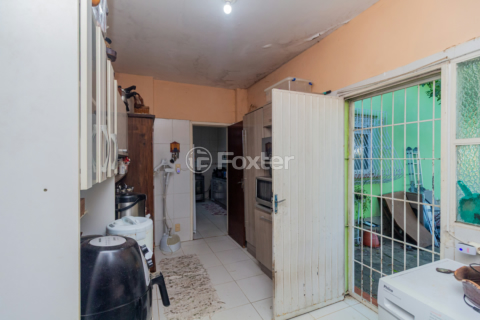 Image 32 - 983553