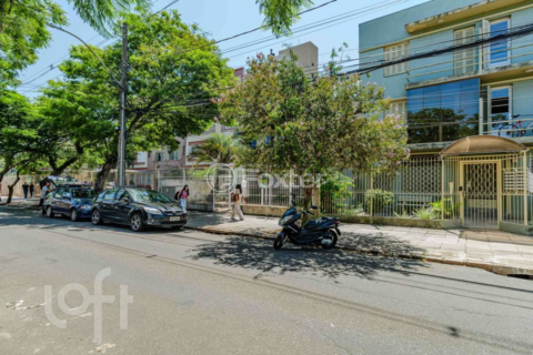 Image 31 - 983685