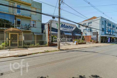 Image 32 - 983685
