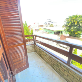 Image 41 - 983695