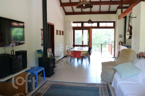 Image 3 - 983722