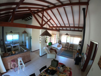 Image 4 - 983722