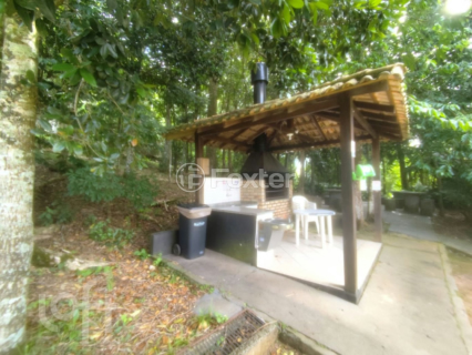 Image 4 - 983724
