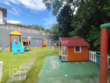 Image 3 - 983724