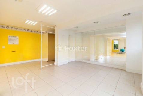 Image 35 - 983731
