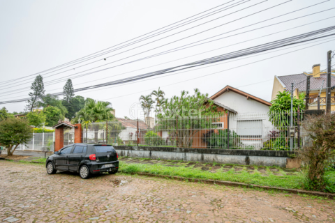 Image 30 - 983732