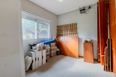 Image 4 - 983821
