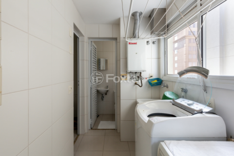 Image 31 - 983822