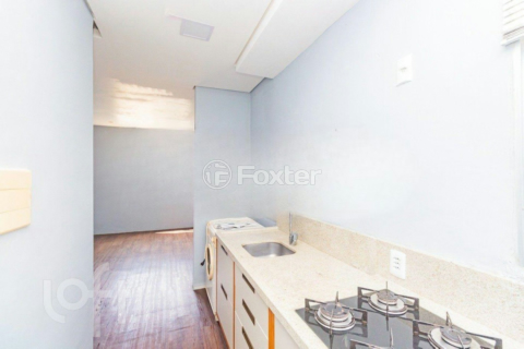Image 3 - 983888