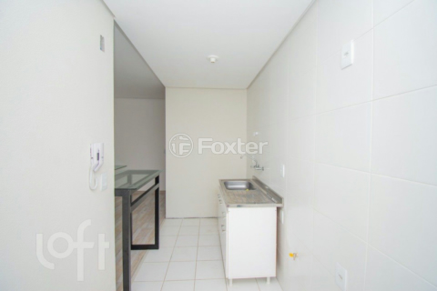 Image 4 - 983890