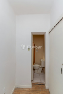 Image 21 - 983934