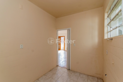 Image 32 - 983934