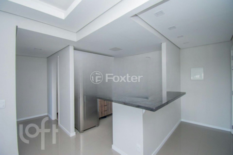 Image 7 - 983941