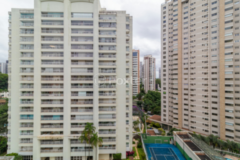 Image 4 - 983960