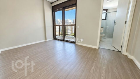 Image 15 - 984036