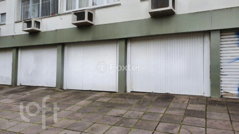 Image 7 - 984087