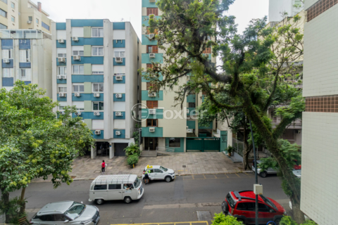 Image 8 - 984156