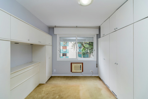 Image 7 - 984156