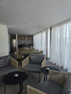 Image 17 - 984195