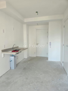 Image 3 - 984195