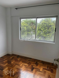 Image 3 - 984211