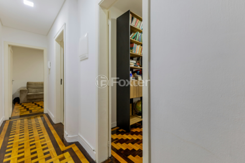 Image 4 - 984230