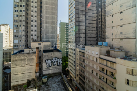 Image 13 - 984233