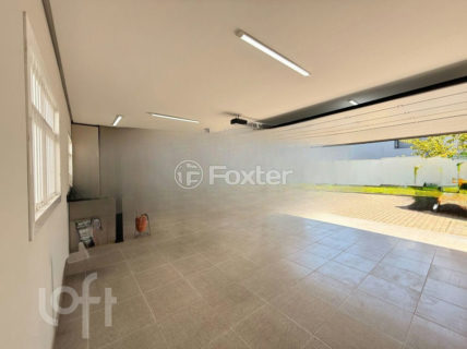 Image 32 - 984241
