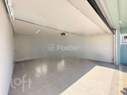 Image 29 - 984241