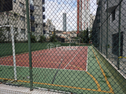 Image 26 - 984246