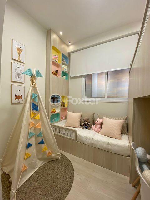 Image 8 - 984284