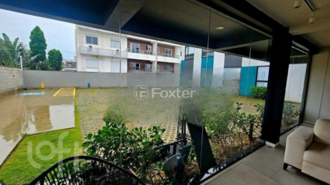 Image 21 - 984326