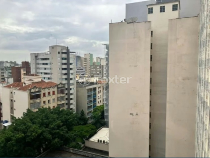 Image 15 - 984387