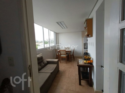 Image 7 - 984418